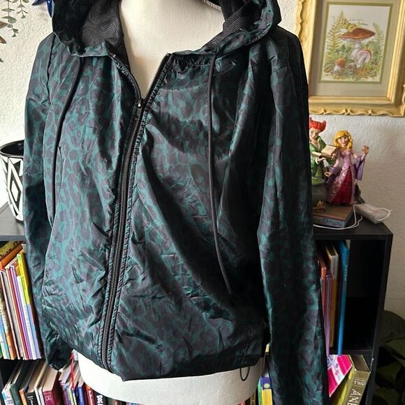 Draft Listing - Picture 3 of 6